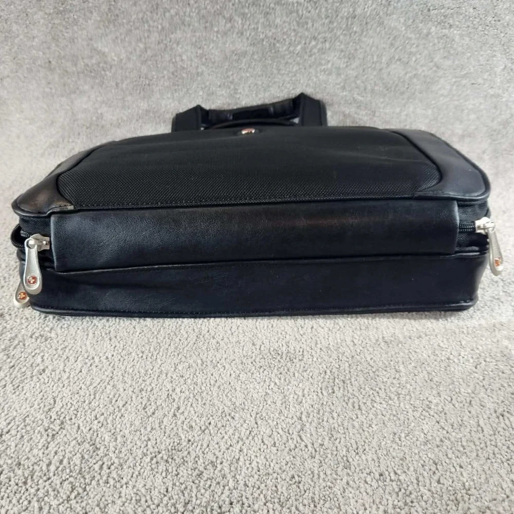SwissGear Briefcase Black Ballistic Nylon Organizer Business Bag Unisex
